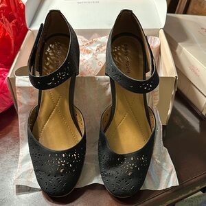 Easy Spirit Black Cutout Heels